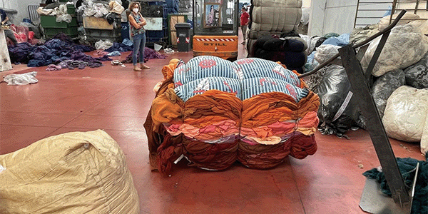 Luum Textiles partner recycled garment scrap processing facility.