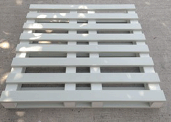 recycled PVC pallet.
