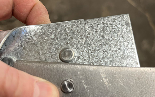 clinching sample with hands